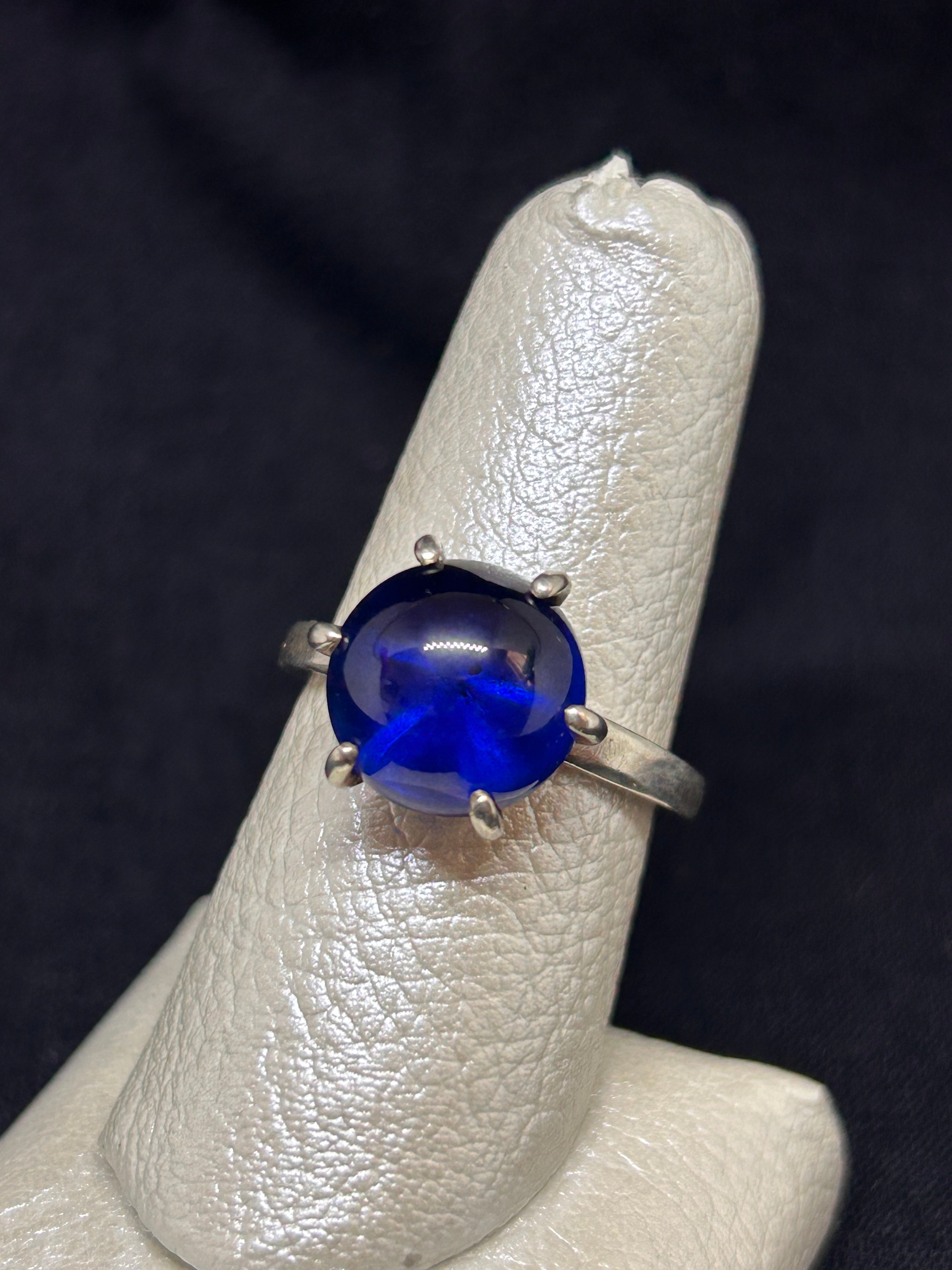 Sterling silver Lab created Alexandrite cabochon ring