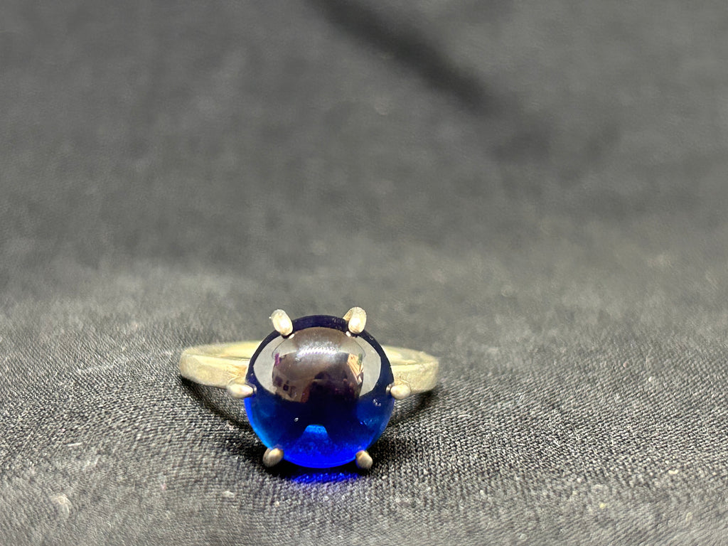 Sterling silver Lab created Alexandrite cabochon ring