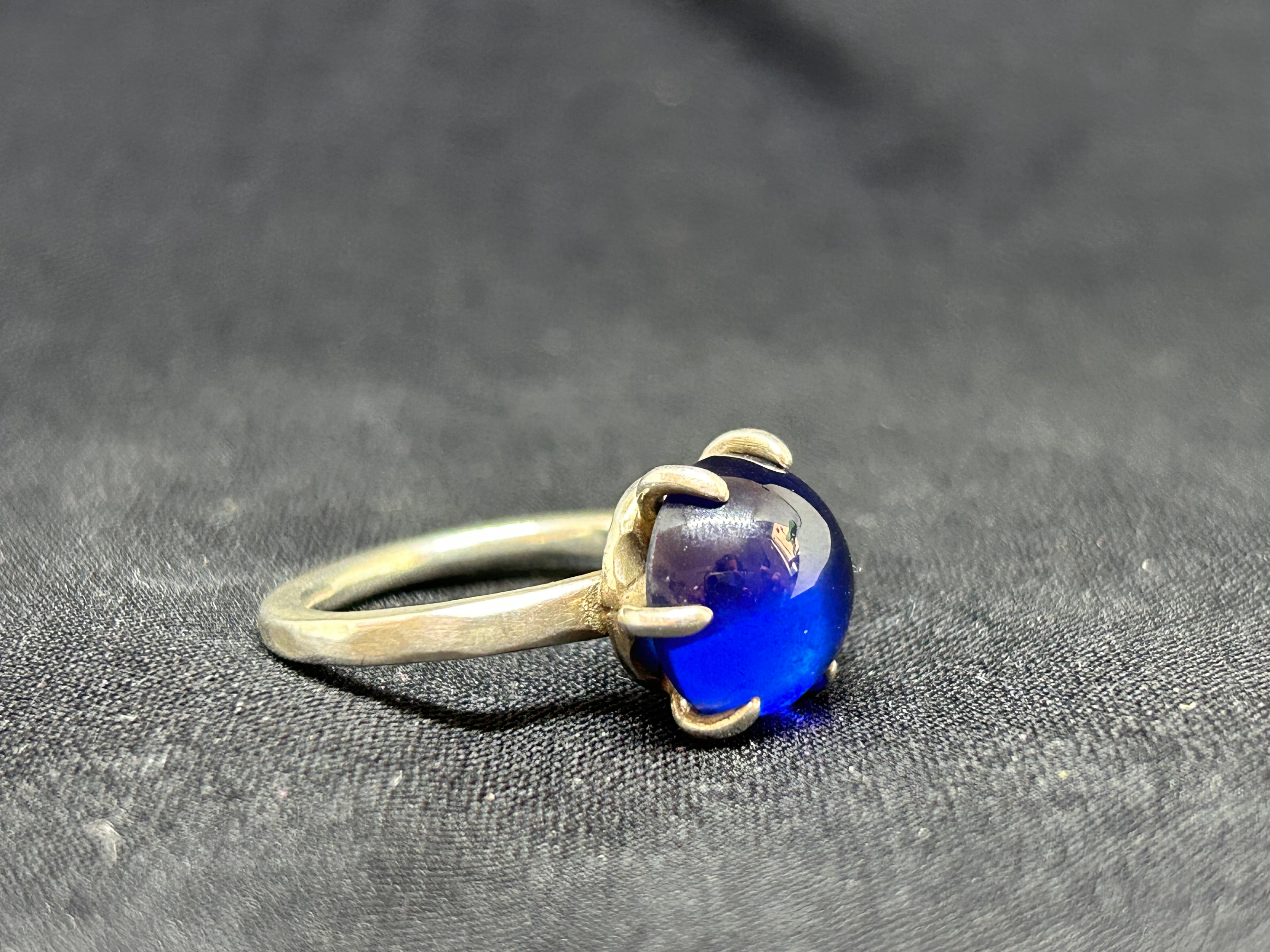 Sterling silver Lab created Alexandrite cabochon ring